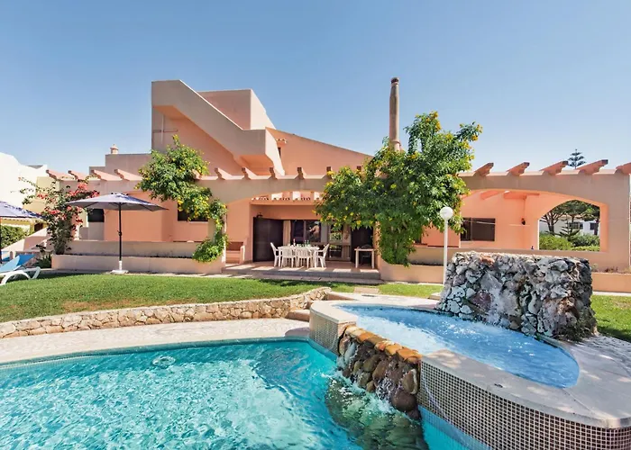 ヴィラ 5 En-suite Bedrooms, Close To Centre, Free Ac Wifi *