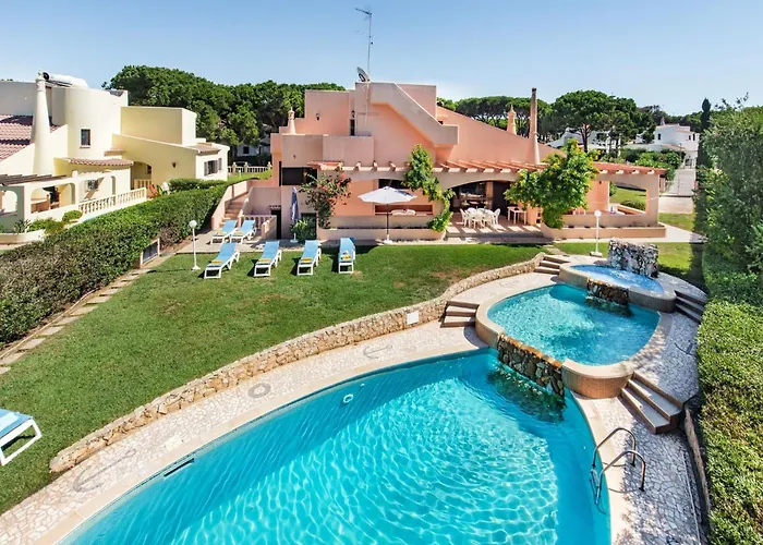 5 En-suite Bedrooms, Close To Centre, Free Ac Wifi *