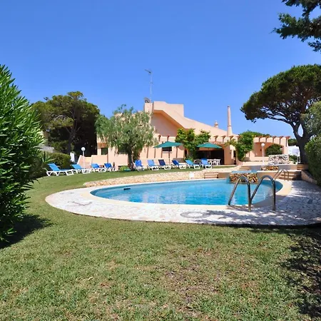 Set In Good Sized, Mature Gardens Which Afford A Very Good Degree Of Privacy And Loule