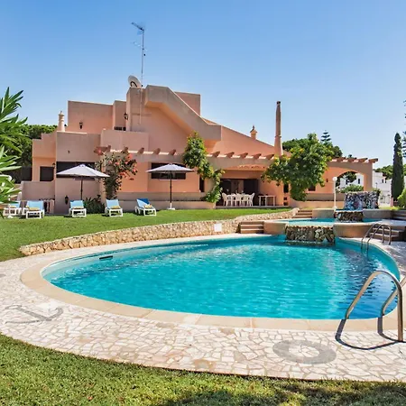 5 En-suite Bedrooms, Close To Centre, Free Ac Wifi Quarteira