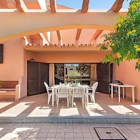 5 En-suite Bedrooms, Close To Centre, Free Ac Wifi * Quarteira