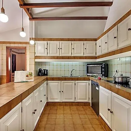 5 En-suite Bedrooms, Close To Centre, Free Ac Wifi ヴィラ