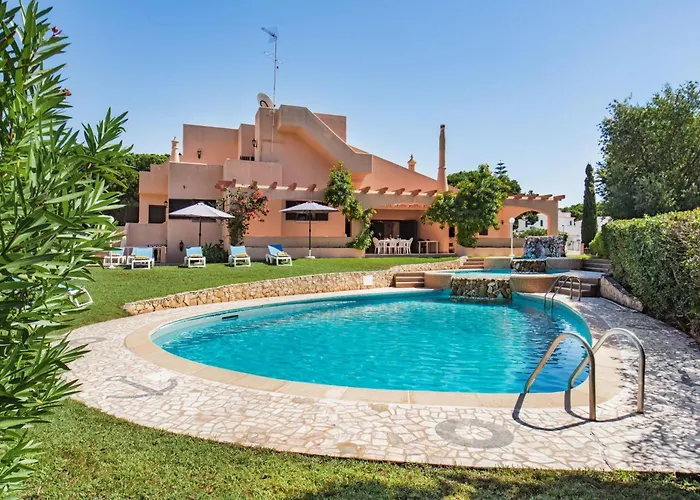 5 En-suite Bedrooms, Close To Centre, Free Ac Wifi Loulé