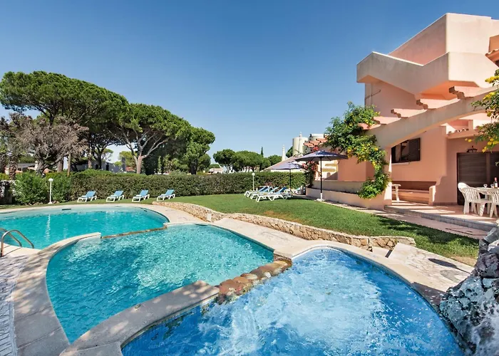 Villa 5 En-suite Bedrooms, Close To Centre, Free Ac Wifi